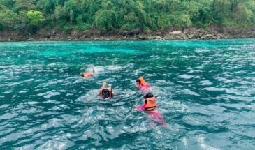4 Islands Tour by Long tail boat