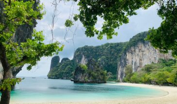 Hong Island Tours by Speedboat
